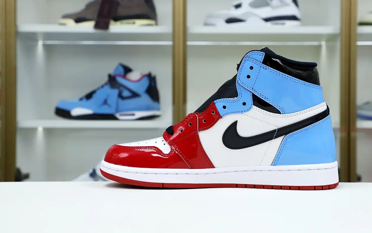 HIGH OG 'FEARLESS' JORDAN AIR 1 RETRO 0703